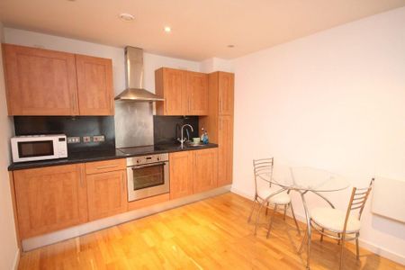 1 bedroom flat to rent - Photo 3