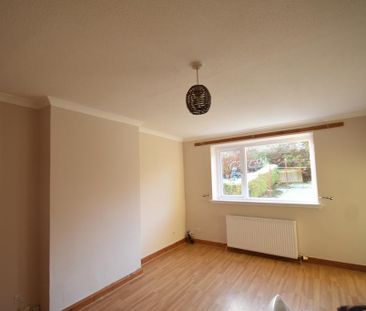 2 bedroom ground floor flat to rent - Photo 1