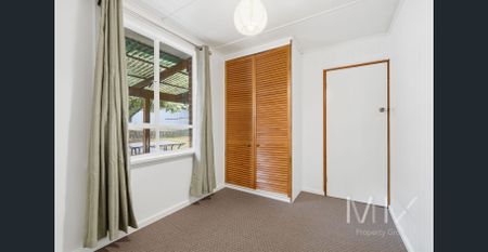 Freshly Updated Home - Photo 4