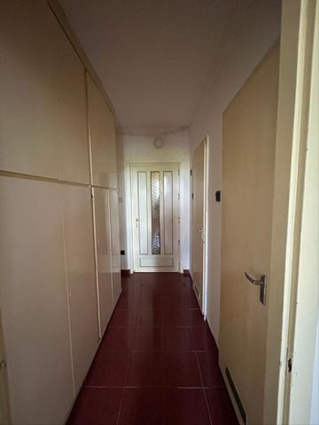 Kiadó jó állapotú panel lakás - Nyíregyháza - Photo 4