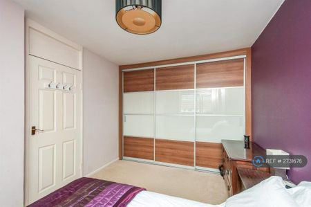 3 bedroom terraced house to rent - Photo 5