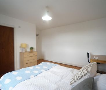 4 College Road - Photo 4