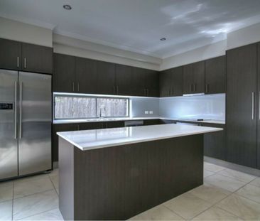4 bedroom family home in quiet cul-de-sac - Photo 2