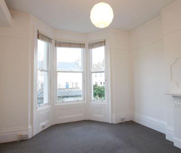 Studio to rent - Photo 6