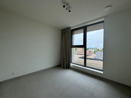Instapklaar nieuwbouwappartement met groot terras - Photo 2
