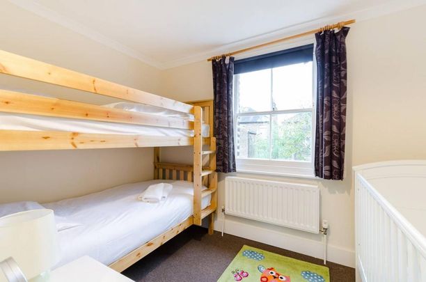 5 bedroom house to rent - Photo 1