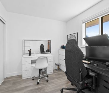 For Lease - 43 Cordova Street, Meadowlands - Crestview and Area, On... - Photo 4