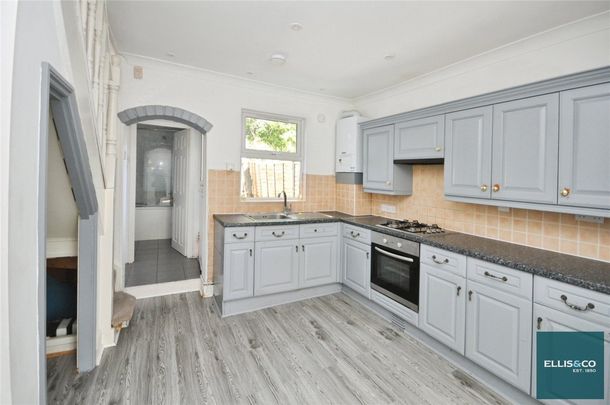 Rasper Road, N20, Whetstone - Photo 1