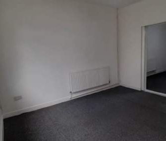 3 bedroom property to rent in Grimsby - Photo 5