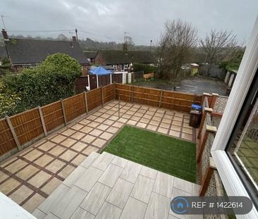 3 bedroom semi-detached house to rent - Photo 2