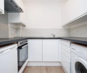 1 bed flat to rent in Cleveland Road, Bournemouth, BH1 - Photo 4