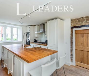 3 bedroom terraced house to rent - Photo 4