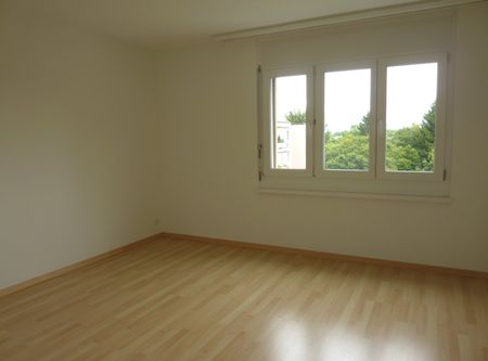 "Helle Wohnung mit tollem Balkon" - Photo 3