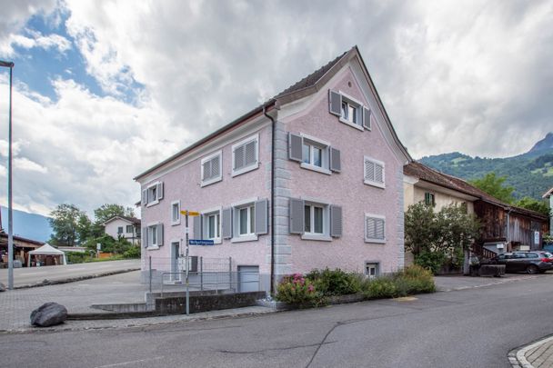 Einfache 2.5-Zi. Altbauwohnung in Trübbach - Foto 1