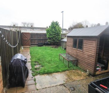 2 bedroom terraced house to rent - Photo 6