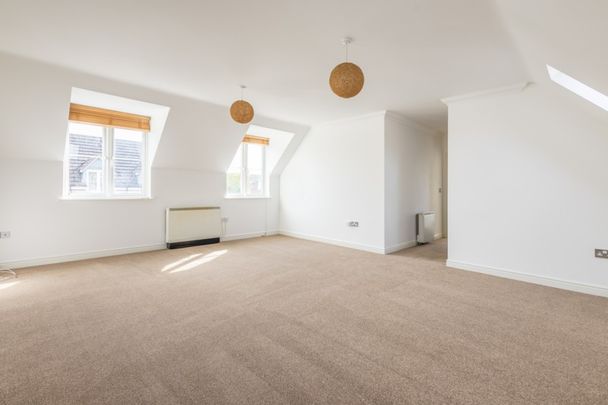 Galanos, Long Itchington, Southam - Photo 1