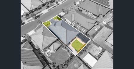 Stunning Hamptons-Inspired Single-Level Home for Rent in Oran Park - Photo 3