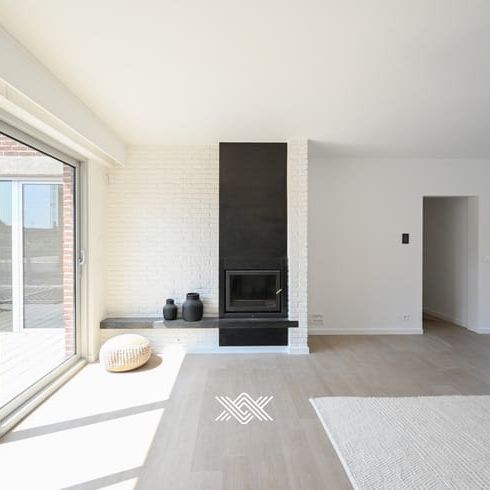 Appartement te huur - Photo 1