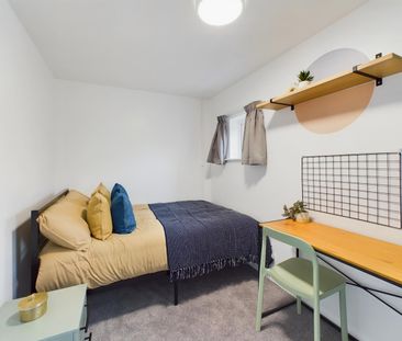 Room in a Shared House, Mint Road, LE2 - Photo 4