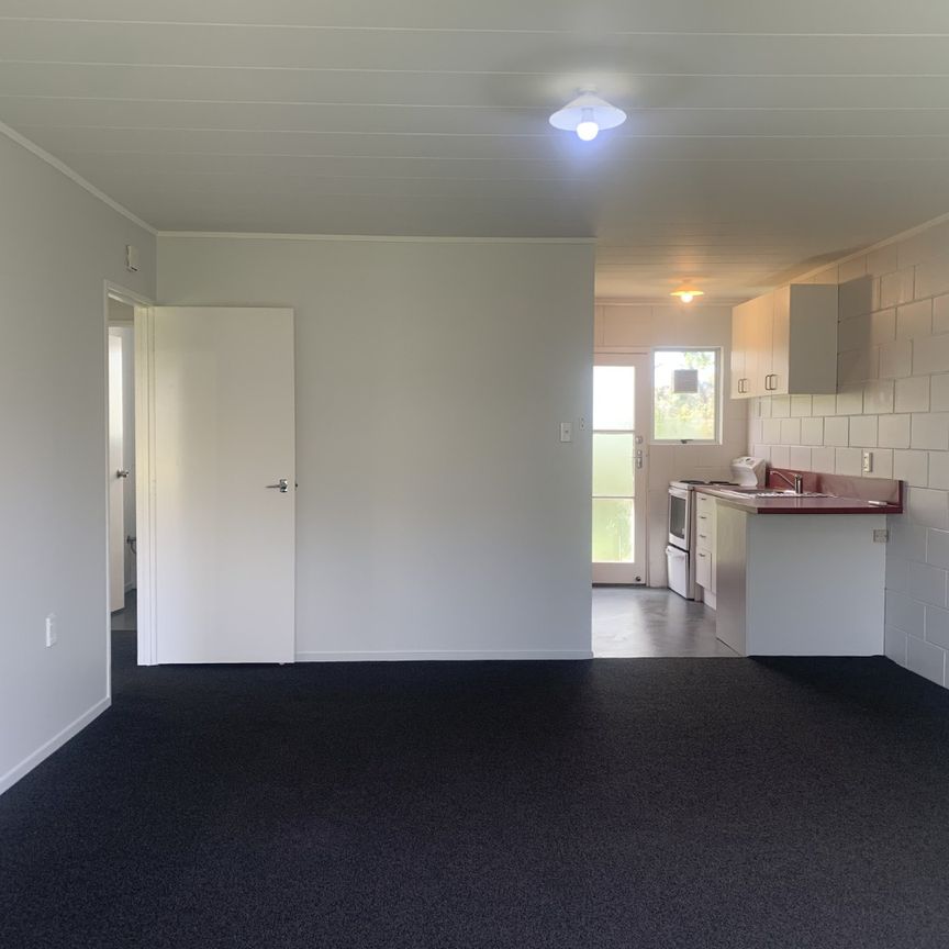 Unit 2, 9 Alston Avenue, Kelston, Auckland - Photo 1
