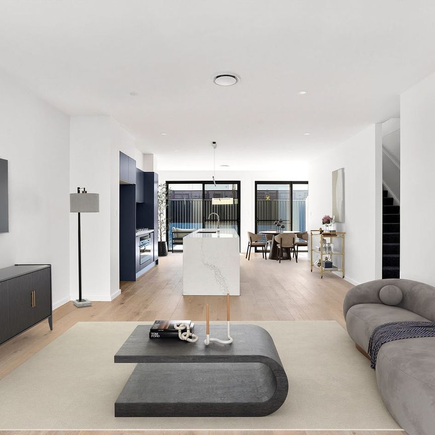 BRAND NEW LUXURY TOWNHOUSE - Photo 1