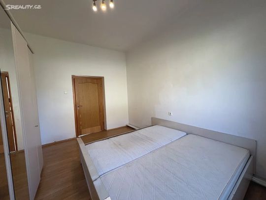 Pronájem bytu 2+1 52 m² - Photo 1