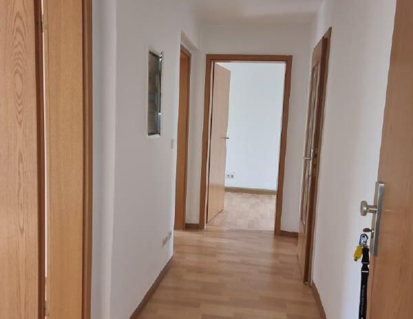 Schmucke Dreiraumwohnung mit Balkon in Weida! - Photo 1