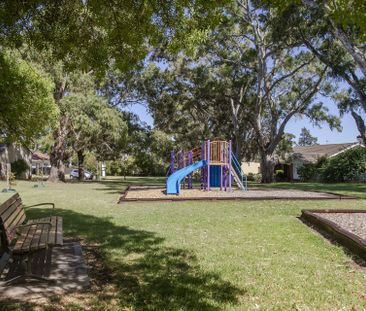 2/7-9 Grandview Avenue, Urrbrae - Photo 2