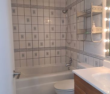 For Lease - 185 Appalachian Crescent Unit# Upper, Kitchener, Ontario - Photo 1