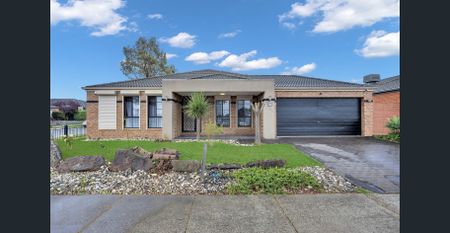 Stylish Family Living in Prime Tarneit Location! - Photo 4