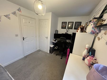 Sweet Chestnut, Cranbrook - Photo 3