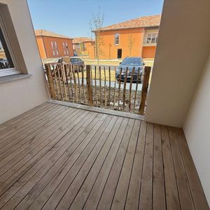 location Appartement T2 DE 46.6m² À CASTELGINEST - Photo 2