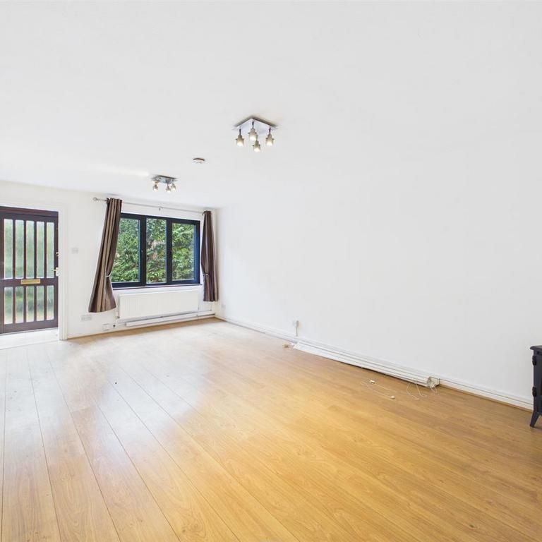 2 bedroom house to rent - Photo 1