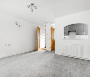 2 Bedroom - Magdalen Mews, St. Johns Street - Photo 3