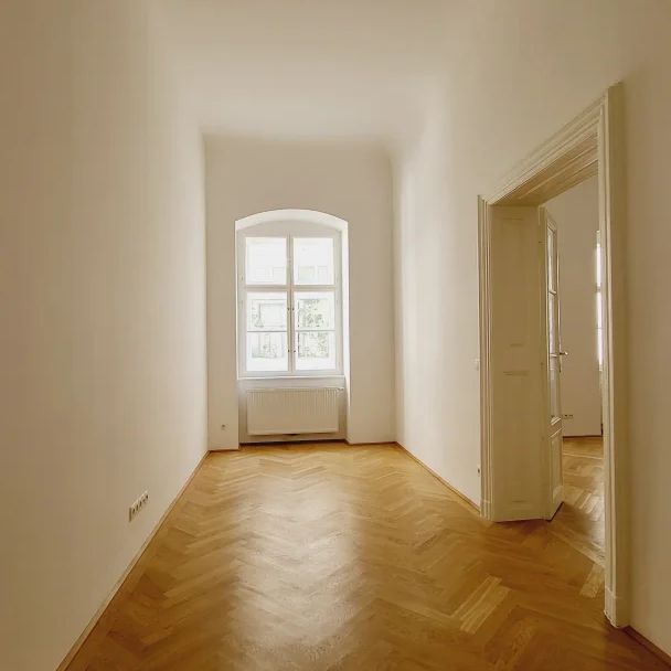 Super zentrale Innenstadtlage - Topsanierter Zustand - Ruhige Innenhofausrichtung - Photo 1