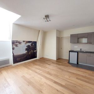 location Appartement F1 DE 29.85m² À POITIERS - Photo 2