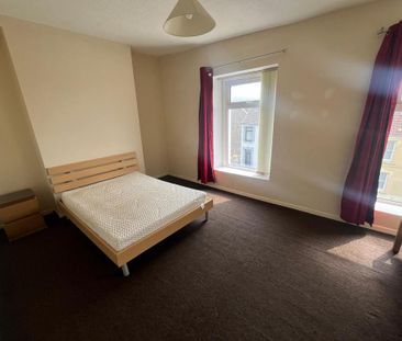 3 bedroom terraced house to rent - Photo 6