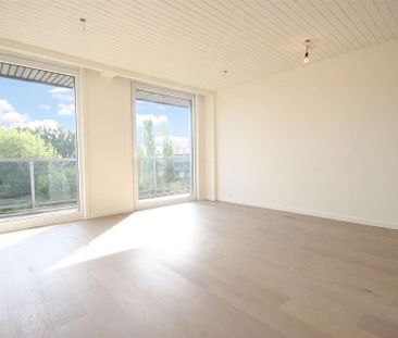 Appartement te huur in Berchem met 2 slaapkamers - Photo 2