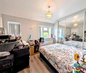 Glastonbury Crescent, Walsall, WS3 - Photo 6