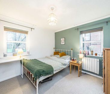 2 bedroom flat to rent - Photo 5