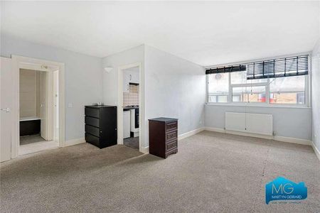 Pyramid House, High Road, North Finchley, London, N12 - Photo 2