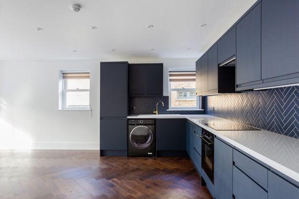 2 bedroom flat to rent - Photo 1