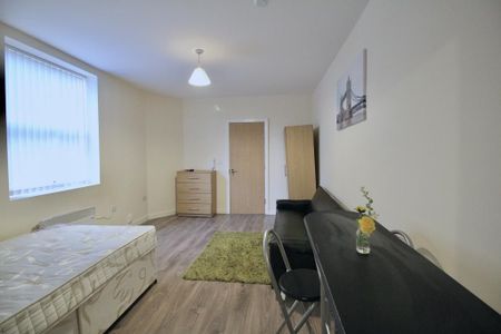 1 bedroom flat to rent - Photo 3