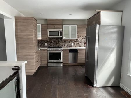 For Lease - 43 Trewartha Crescent Unit# 2, Brampton, Ontario - Photo 2