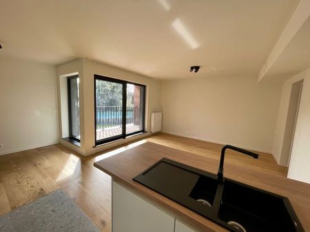 Appartement te huur - Photo 2
