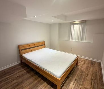 For Lease - 74 Herefordshire Crescent Unit# Bsmt, Newmarket, Ontario - Photo 3