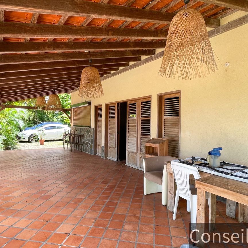 Location Maison 6 pièces 178m² LE ROBERT 97231 - Photo 1