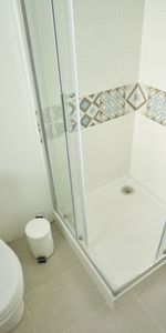 WINOC CHOCQUEEL P Roommate 10 Bedrooms at Tourcoing - Photo 4