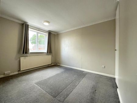 3 bedroom detached house to rent - Photo 3