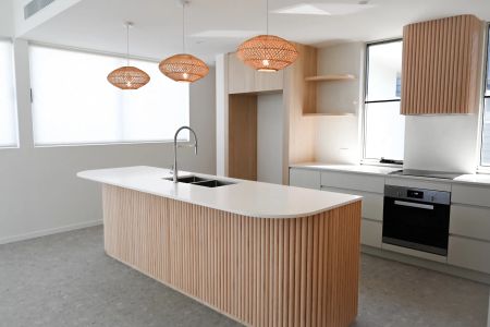 Luxury Beachside home with plunge pool & premium finishes - Photo 5